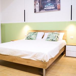 Suite N.1 500Mt Da Policlinico/10Min Da Stazione